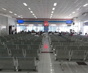 Vì sao không xảy ra chen lấn mua vé tàu Tết ở Sài Gòn?
