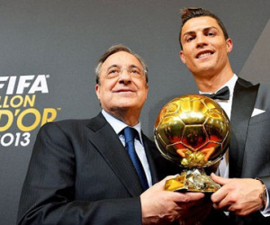 Công bố DS sơ bộ bầu chọn Quả bóng vàng FIFA: Vẫn sẽ là Ronaldo và Messi?