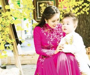 Diễn viên Lê Phương: Làm mẹ đơn thân ngay cả khi đang có chồng