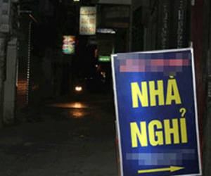Khách trọ đâm chết nhân viên nhà nghỉ vì... ghét thái độ