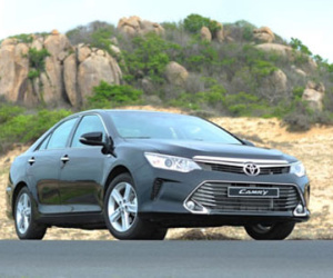 Toyota Việt Nam tăng giá hàng loạt lần thứ hai trong 2015