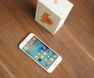 iPhone 6S, 6S Plus giảm giá kỷ lục trong tuần đầu về VN