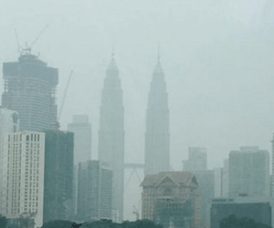 Malaysia đóng cửa trường học trên toàn quốc vì khói