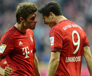 Bayern bứt phá bằng chiến thắng "5 sao" trước Dortmund