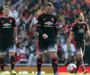 Van Gaal: 'Tôi thấy sốc khi Man Utd thua'