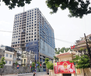 Hà Nội yêu cầu chủ đầu tư nhà 8B Lê Trực tự phá dỡ phần sai phạm