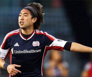 Lee Nguyễn sánh ngang David Villa ở Mỹ