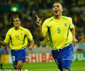 Ronaldo, Rivaldo sang Việt Nam đá giao hữu?