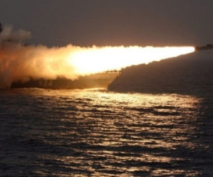 Cảnh Hải quân Nga phóng tên lửa 3M14 tiêu diệt IS ở Syria
