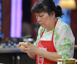 "Chất vấn" đầu bếp U50 "dám" không nghe lời giám khảo MasterChef