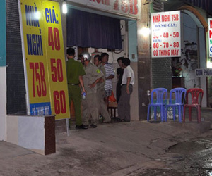Người đàn ông bị trói chặt tay chân, chết trong nhà nghỉ