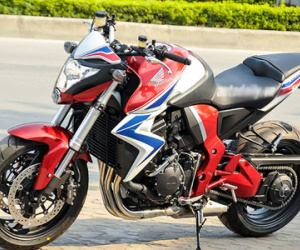 Chi tiết Honda CB1000R ABS 2015 giá hơn 400 triệu tại Hà Nội