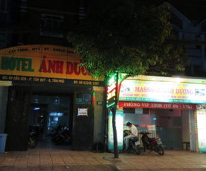 Đột kích nơi massage, kích dục cho khách ở Sài Gòn
