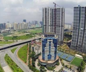 Người Hà Nội lại "đổ tiền" mua nhà