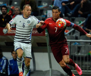 Ronaldo lu mờ khi Bồ Đào Nha giành vé dự Euro