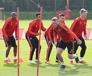 Sợ lộ chiến thuật, Man Utd dựng hàng rào an ninh tại sân tập