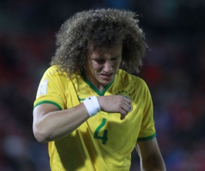 Đầu gối sưng tấy, David Luiz nghỉ sớm ở VL World Cup 2018?