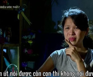 Khoảnh khắc xúc động của Á hậu khiếm thính khi được chia sẻ yêu thương