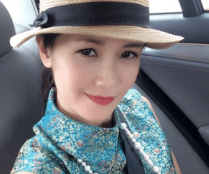 Không nhận ra nổi ca sĩ Hồng Nhung