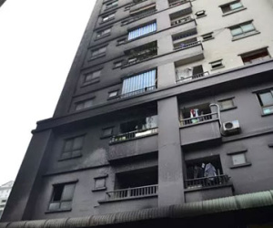 Chùm ảnh: Trở lại chung cư ở Xa La sau đêm hỏa hoạn kinh hoàng
