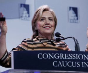 Đảng Cộng hòa Mỹ dùng tiền ngân sách phá bà Clinton