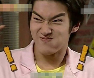 Tuyển tập những biểu cảm hài "khó đỡ" của mỹ nam Choi Si Won