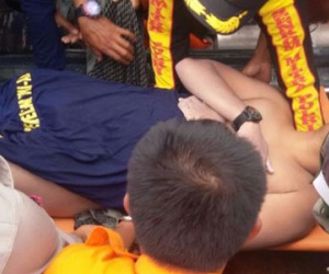 Indonesia: Rớt trực thăng, nạn nhân khỏa thân lênh đênh trên hồ