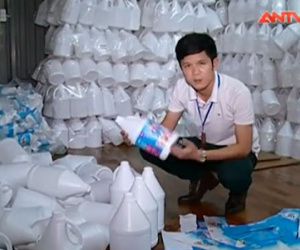 Clip: Lật tẩy nguồn gốc nước giặt Thái Lan giá rẻ