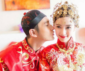 Vợ chồng Hiểu Minh hé lộ ảnh độc sau "đám cưới thế kỷ"