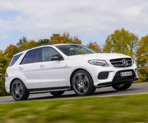 Mercedes-Benz GLE 450 AMG 4MATIC lộ diện