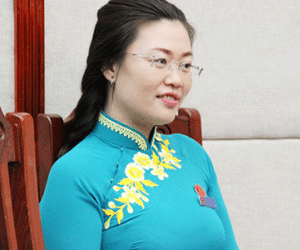 Nữ tỉnh ủy viên 32 tuổi ở Hậu Giang