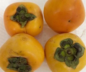 Hồng Đà Lạt 2.000/kg ế thối, ăn sang hồng Nhật 400 ngàn/kg