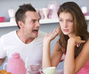 Khủng hoảng tinh thần vì bị chồng cũ quấy rối
