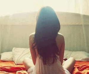 Chuyên gia “bắt bài” màng trinh giả mùa cưới: Đừng lấy máu đỏ lừa chồng!