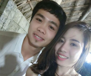 Công Phượng "tự sướng" với hot girl ngày 20/10