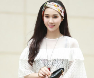 Nữ hoàng trang sức sốc bị bạn trai lừa dối lúc sắp sinh con