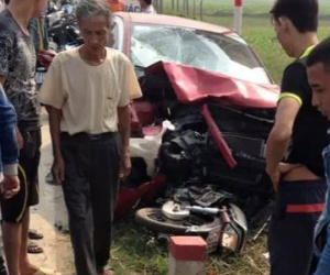 Hà Nội: Tai nạn kinh hoàng, 4 nam sinh nhập viện nguy kịch