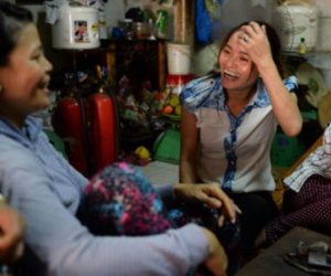 Sáng mai ngân hàng sẽ trao tiền cho chị Hồng ve chai