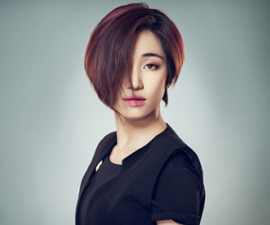 Yêu Công Phượng, sự nghiệp Hòa Minzy mờ mịt