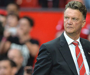 Van Gaal "nóng mắt" với FA vì lịch thi đấu