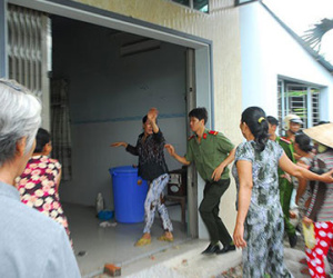 Bắt "Tư Xinh" trong vụ bể hụi hơn 14 tỷ đồng