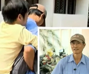 Hình ảnh cha cõng con lên giảng đường khiến triệu người xúc động