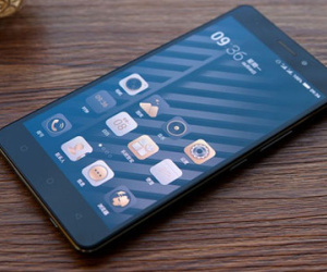Những smartphone với pin dung lượng siêu lớn