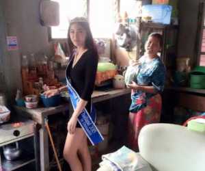 Bên trong căn nhà ở khu ổ chuột của Hoa hậu "nhặt rác" 17 tuổi