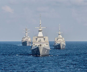 GS Carl Thayer: Đây mới là khởi đầu, Mỹ sẽ điều thêm tàu