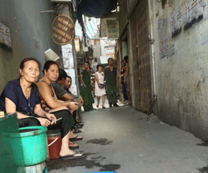 Hà Nội: Người đàn ông 55 tuổi tử vong tại nhà trong thế treo cổ