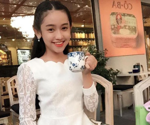 Hot girl 17 tuổi lên tiếng: "Có chơi có chịu, không trách ai"