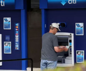 Máy ATM sẽ quét tròng mắt mới cho rút tiền