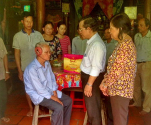 Một người bỗng dưng bị hoại tử tai và vùng thái dương