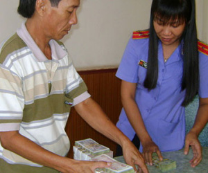Bồi thường gần nửa tỉ đồng cho ba người bị oan sai